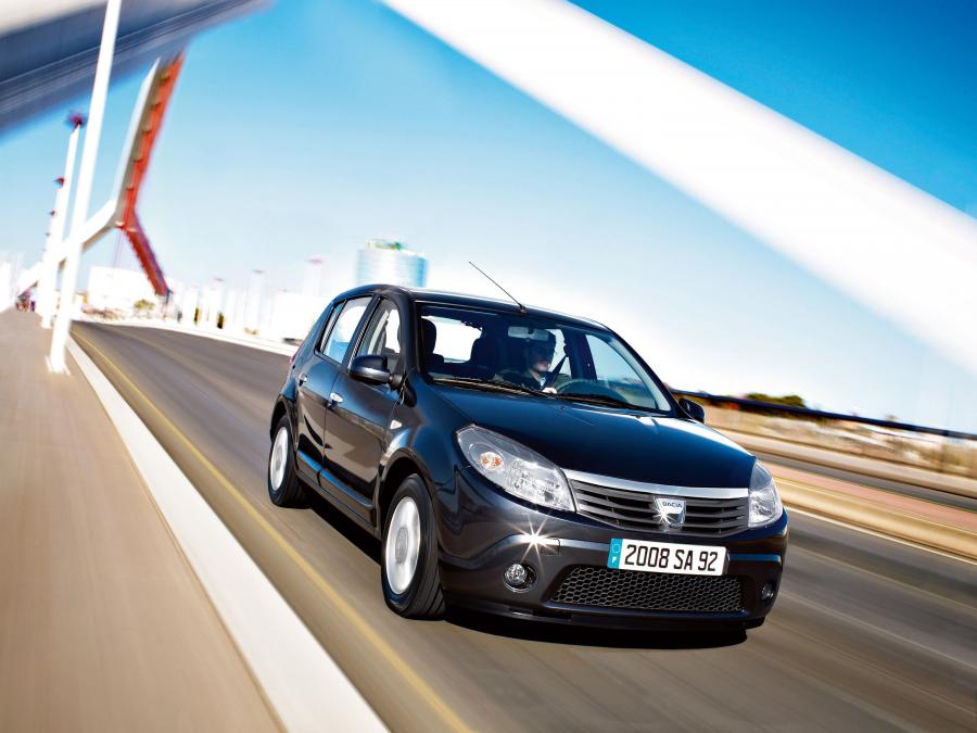  Dacia Sandero 2009 года  (фото 6 из 17)